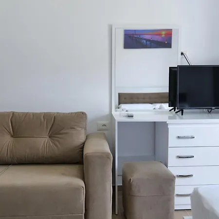 Iljo Apartment *
