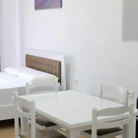 Iljo * Ksamil